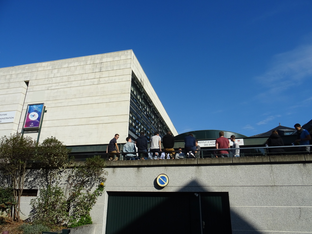 bâtiments et salles IAE Poitiers (80)